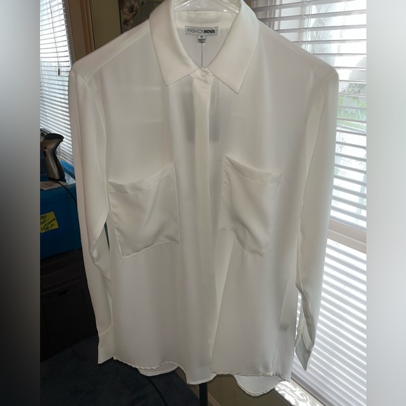 Fashion Nova CEO of Slaying Button Down Top- white - size Small- *NEVER WORN* - Picture 14 of 16